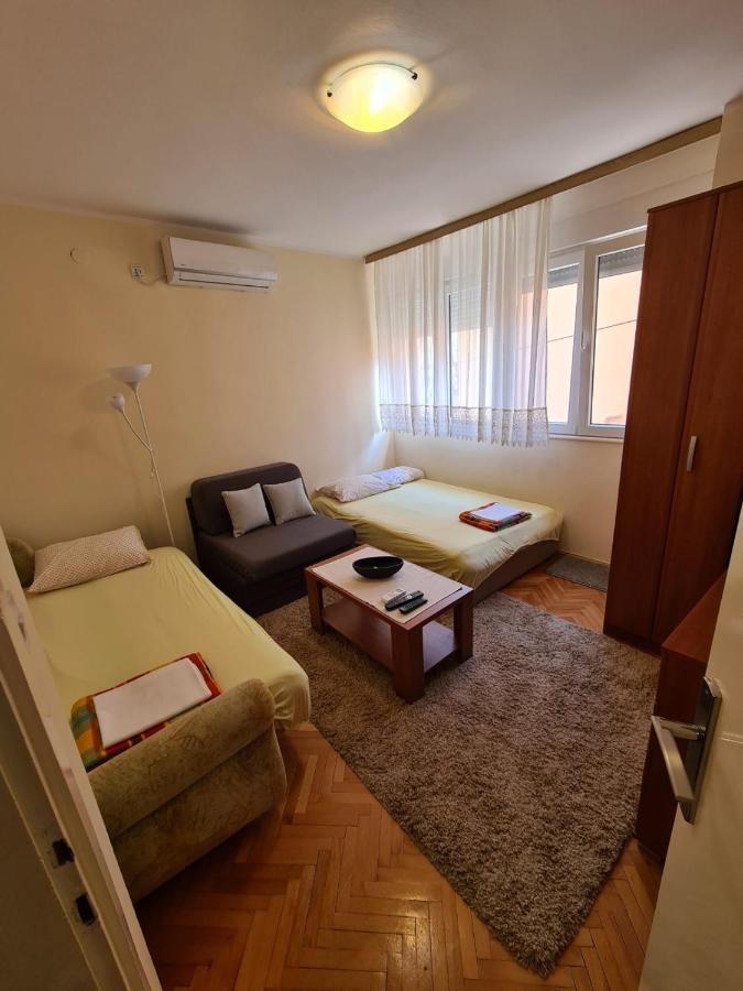 City Centar Apartment Τίβατ Εξωτερικό φωτογραφία